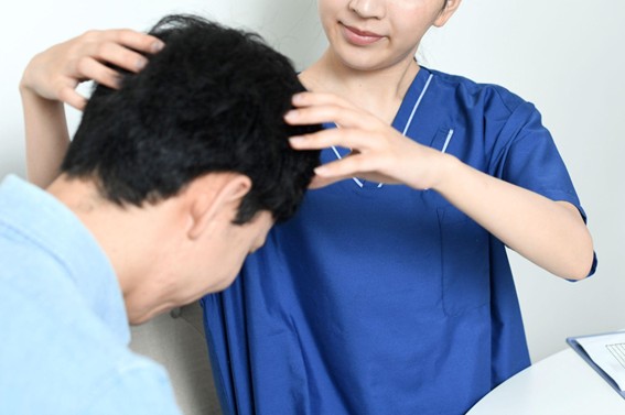 >病気で冬にフケが増える場合もある