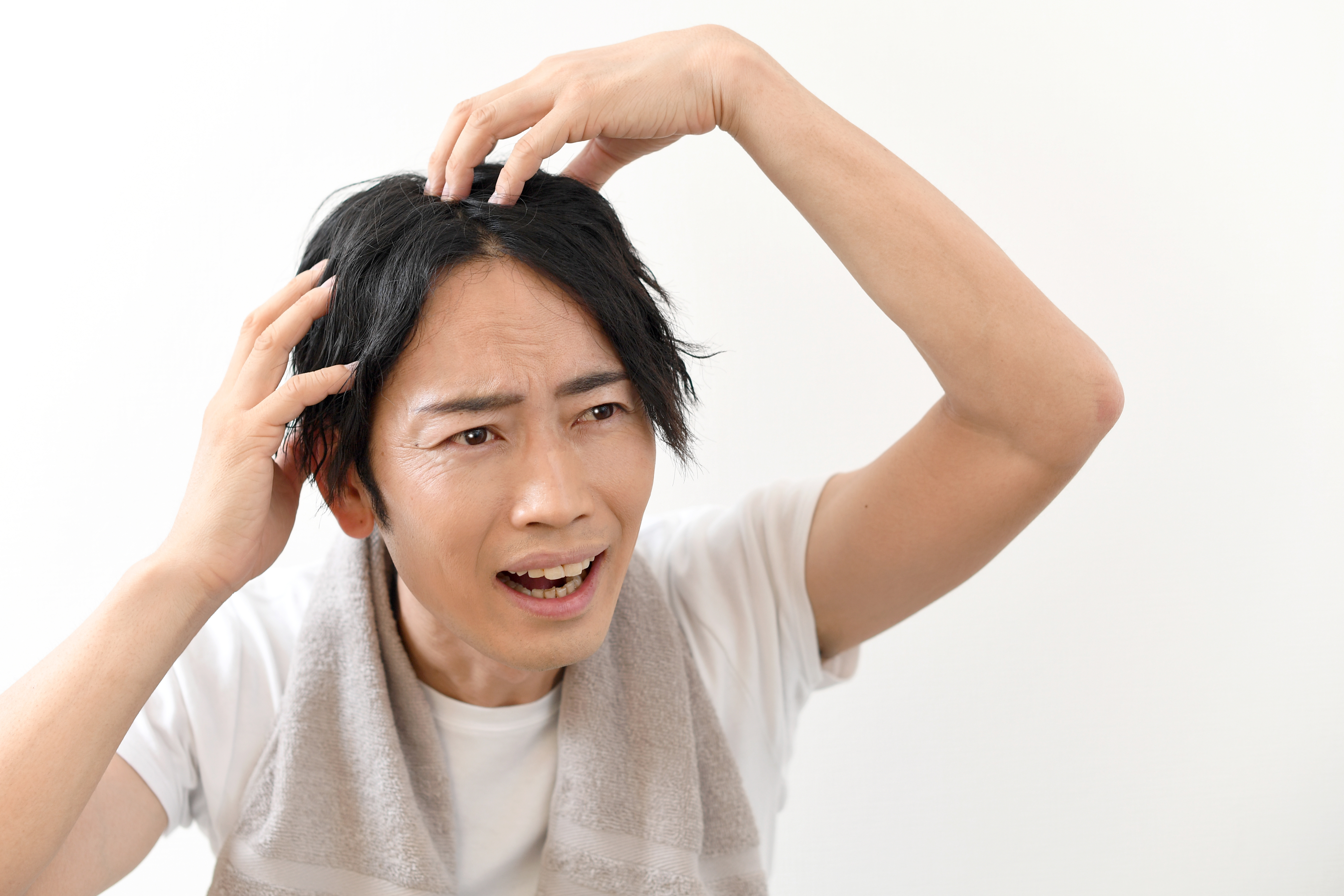 フケが出た時に考えられる病気